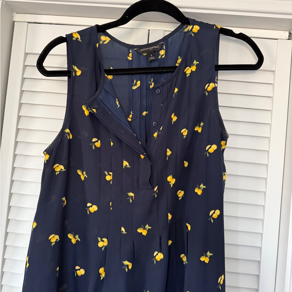 Banana Republic Blue top with Yellow Lemon Pattern